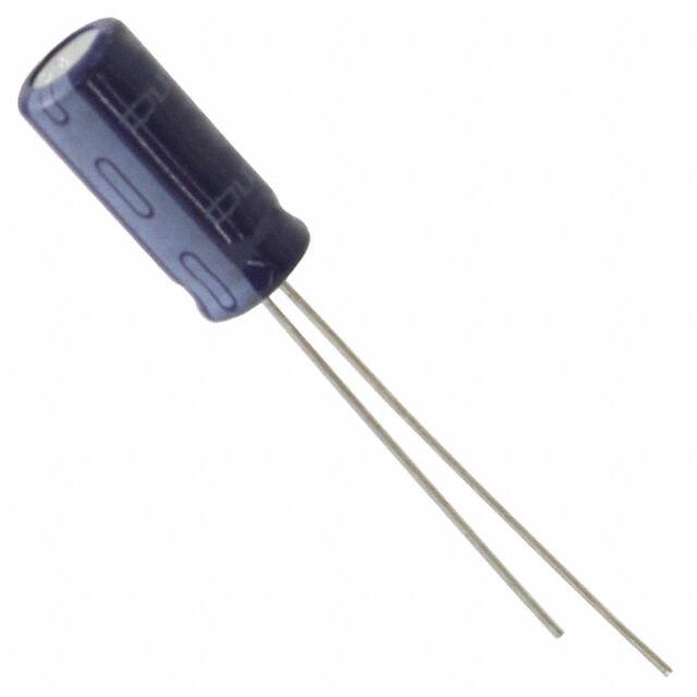 ELXY100ELL221MF15D 